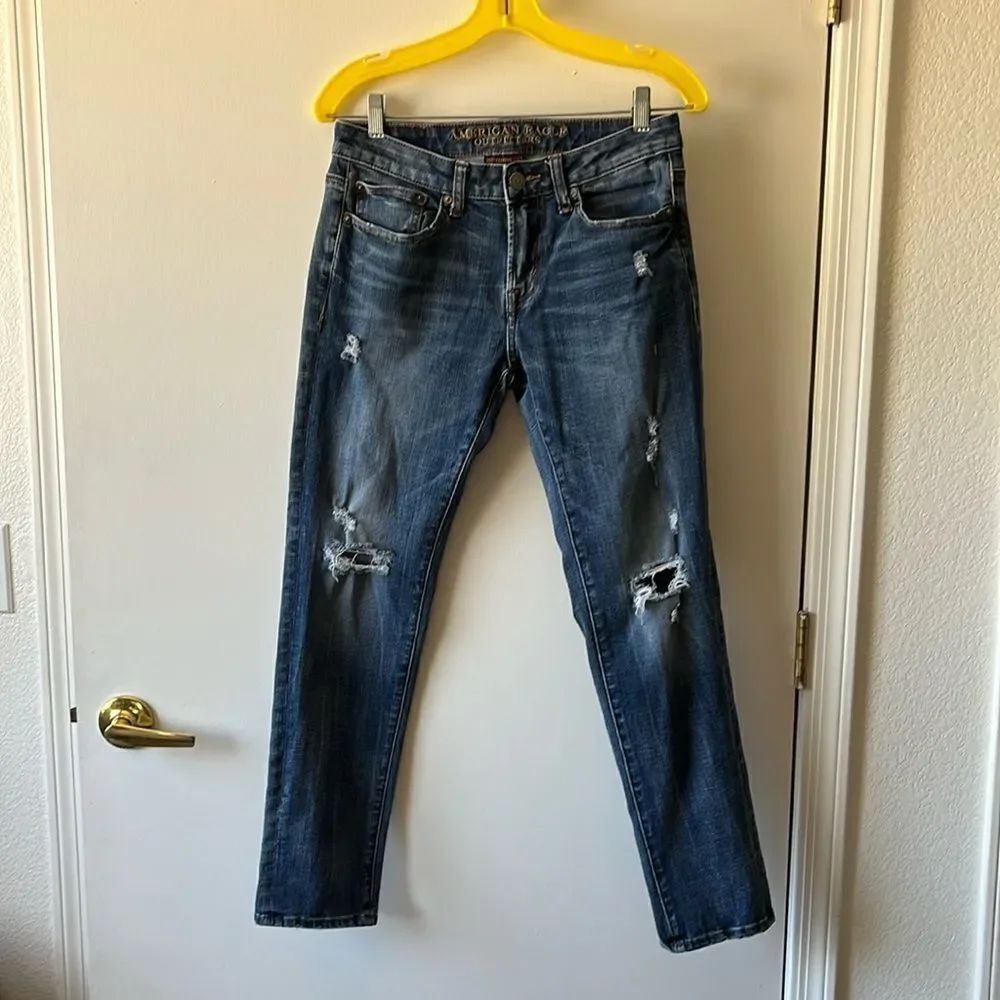 American Eagle Distressed Skinny Jeans Size 29x30 GUC Blue